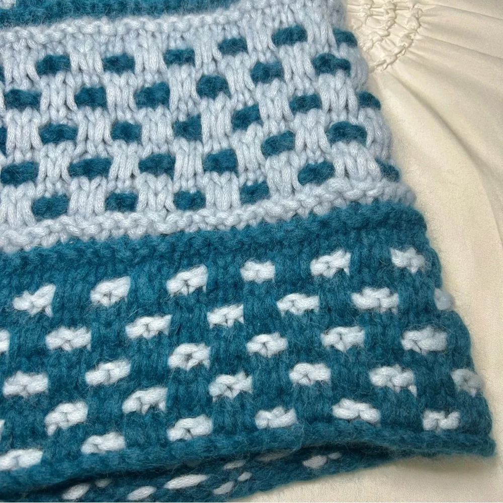 NWT Juniper Moon Alisa Wrap Extra Fin Merino Wool Angora Beatrix Shawl Scarf